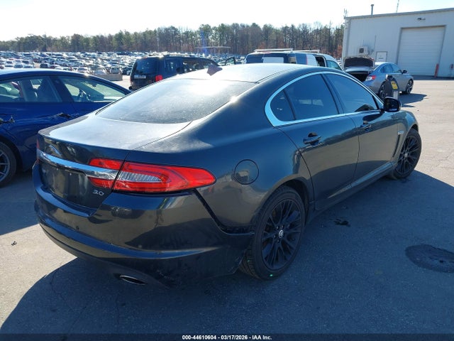 2013 JAGUAR XF SAJWA0E71D8S67007 Photo 3