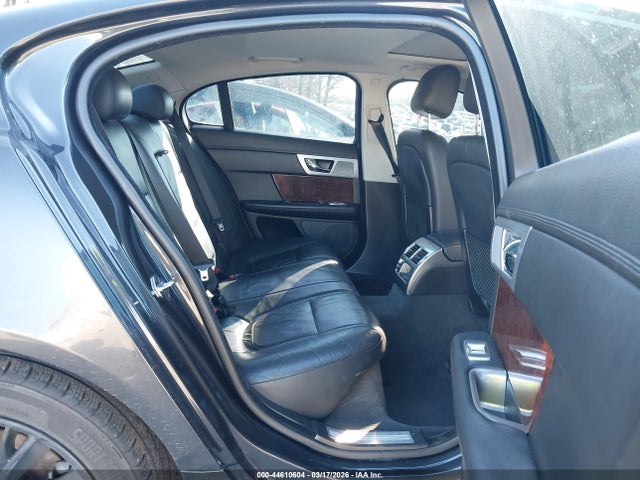 2013 JAGUAR XF SAJWA0E71D8S67007 Photo 7