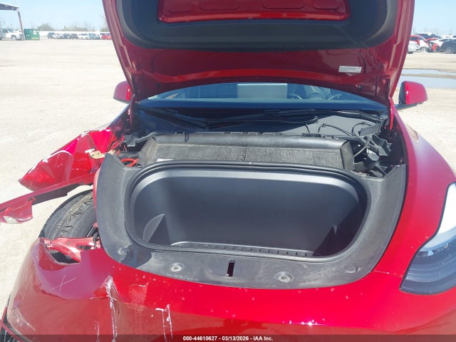 44610627 :رقم المزاد ، 7SAYGDED4SA357963 vin ، 2025 Tesla Model Y Long Range Dual Motor Rear-wheel Drive مزاد بيع