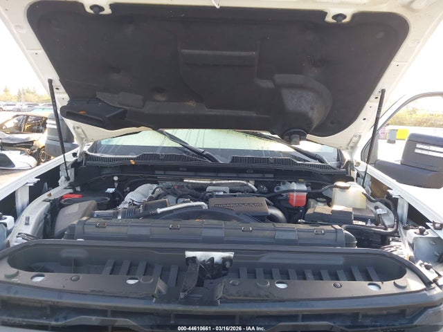 44610661 :رقم المزاد ، 2GC4YMEY9R1270720 vin ، 2024 Chevrolet Silverado 2500hd 4wd  Standard Bed Custom مزاد بيع