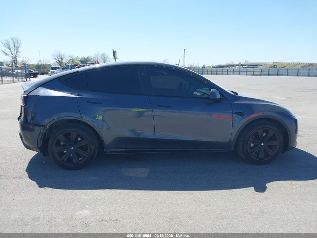 Продаж на аукціоні авто 2023 Tesla Model Y Awd/long Range Dual Motor All-wheel Drive, vin: 7SAYGDEE4PA202135, номер лоту: 44610664