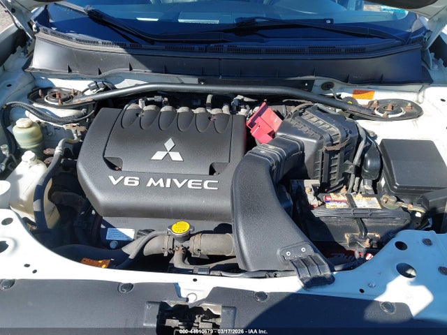 2010 MITSUBISHI OUTLANDER JA4JT5AX2AZ602927 Photo 9