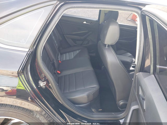 44610699 :رقم المزاد ، 3VWE57BU4MM065112 vin ، 2021 Volkswagen Jetta 1.4t Sel مزاد بيع