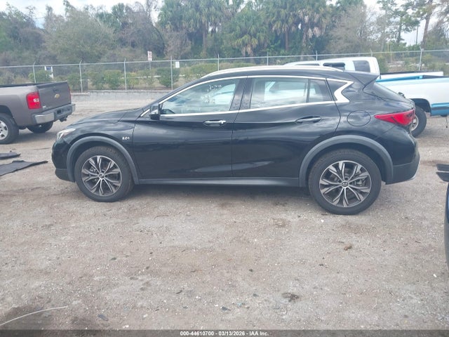 2017 Infiniti Qx30 Premium მანქანა იყიდება აუქციონზე, vin: SJKCH5CR8HA034381, აუქციონის ნომერი: 44610700