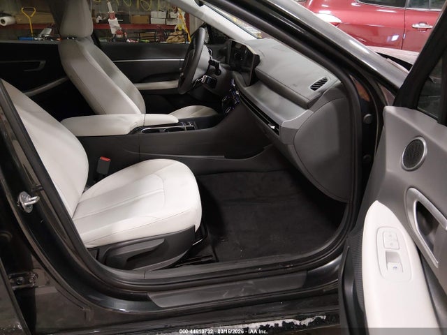44610732 :رقم المزاد ، KMHL64JA2SA490945 vin ، 2025 Hyundai Sonata Sel مزاد بيع