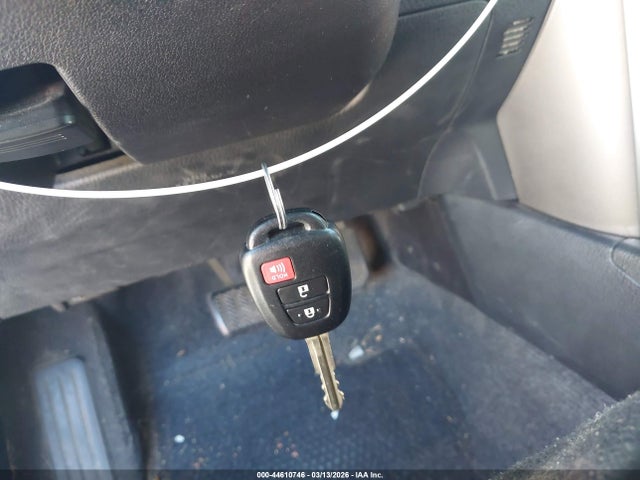 Toyota Rav4 Xle 2015 2T3WFREV1FW228384 Image 11