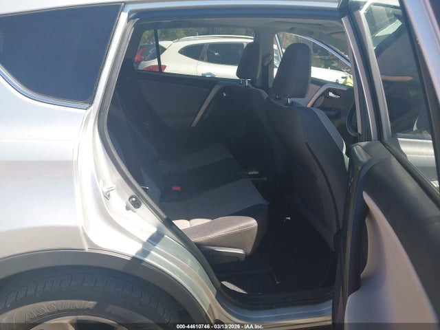 Toyota Rav4 Xle 2015 2T3WFREV1FW228384 Image 8