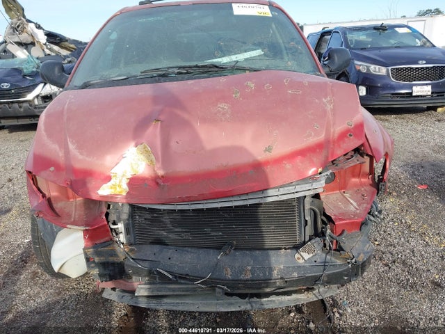 Продажа на аукционе авто 2002 Chrysler Town & Country Lxi, vin: 2C8GP54L52R539975, номер лота: 44610791