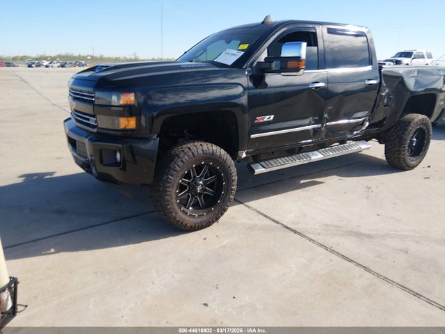 1GC1KWEY6HF113864 Chevrolet Silverado 2500hd Ltz