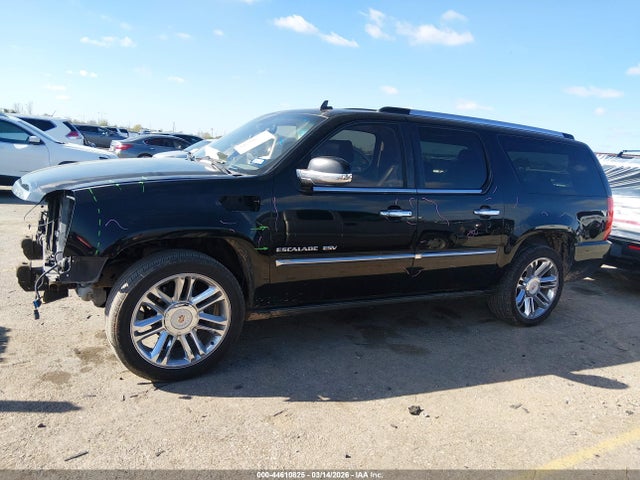Продажа на аукционе авто 2012 Cadillac Escalade Esv Platinum Edition, vin: 1GYS3KEF4CR257729, номер лота: 44610825