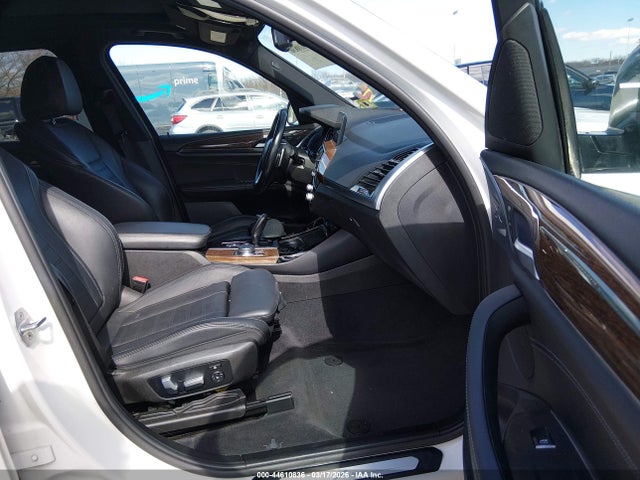2018 BMW X3 5UXTR9C51JLC78454 Photo 4