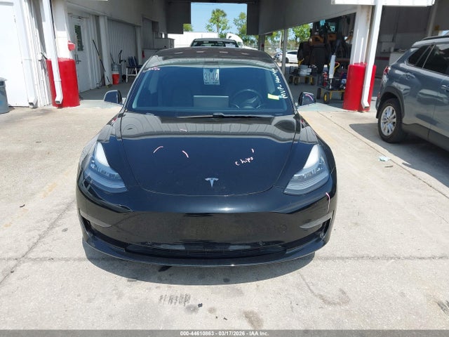 Tesla Model 3 Long Range/mid Range 2018 5YJ3E1EA0JF075936 Image 12