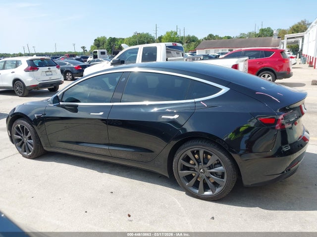 Tesla Model 3 Long Range/mid Range 2018 5YJ3E1EA0JF075936 Image 14
