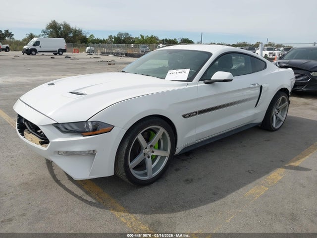 44610870 :رقم المزاد ، 1FA6P8CF4K5106113 vin ، 2019 Ford Mustang Gt Premium مزاد بيع