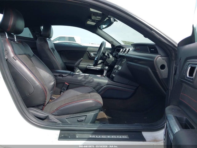 44610870 :رقم المزاد ، 1FA6P8CF4K5106113 vin ، 2019 Ford Mustang Gt Premium مزاد بيع