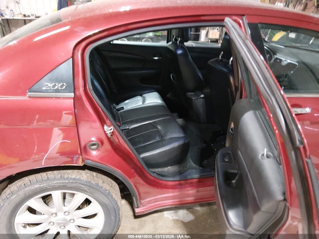 44610935 :رقم المزاد ، 1C3CCBCG7EN185512 vin ، 2014 Chrysler 200 Limited مزاد بيع