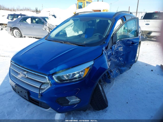 Ford ESCAPE SE 2018 1FMCU9GD2JUC37447 Image 2