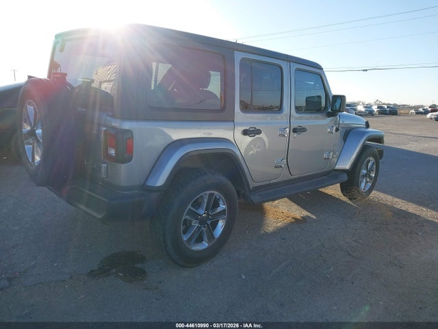 1C4HJXEN4LW272128 Jeep Wrangler Unlimited Sahara 4x4