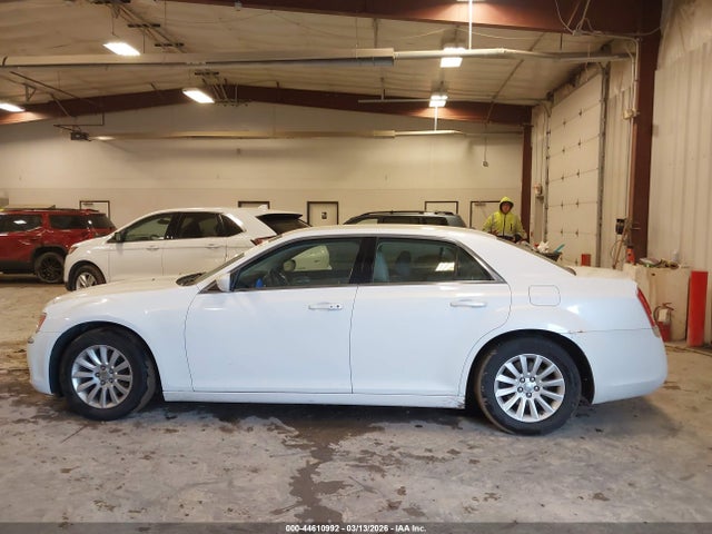 44610992 :رقم المزاد ، 2C3CCAAG7DH534429 vin ، 2013 Chrysler 300 Motown مزاد بيع