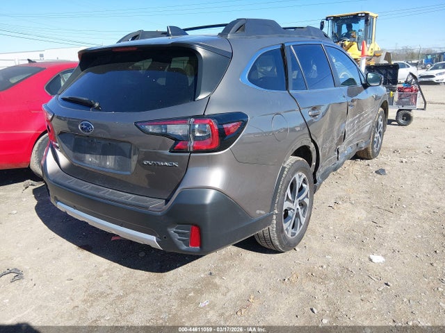 4S4BTANC6M3154012 Subaru Outback Limited