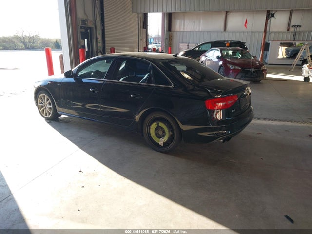 Продажа на аукционе авто 2016 Audi A4 2.0t Premium, vin: WAUAFAFL2GN010257, номер лота: 44611065
