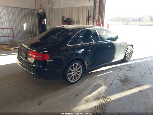 Продажа на аукционе авто 2016 Audi A4 2.0t Premium, vin: WAUAFAFL2GN010257, номер лота: 44611065