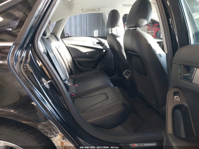 Продажа на аукционе авто 2016 Audi A4 2.0t Premium, vin: WAUAFAFL2GN010257, номер лота: 44611065