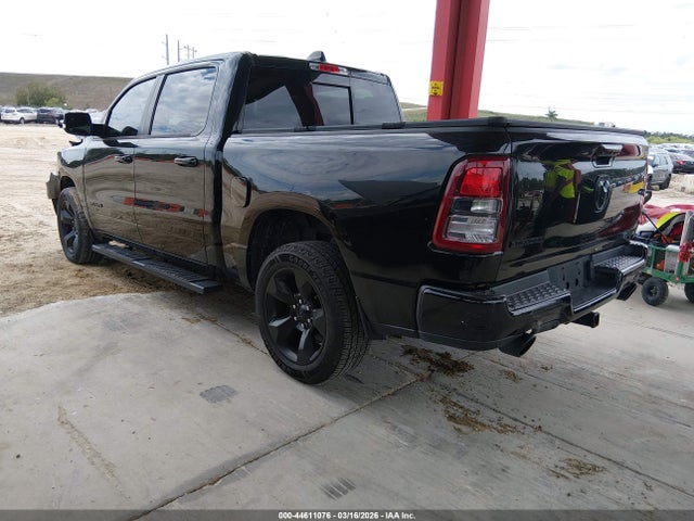 2019 RAM 1500 1C6RREFT8KN590411 Photo 2