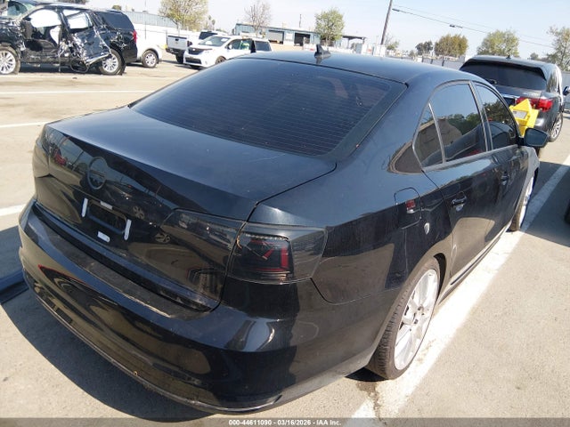 3VW167AJ2GM386444 Volkswagen Jetta 1.4t S