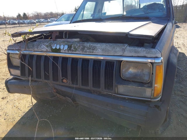 44611098 :رقم المزاد ، 1JTHL6514GT217976 vin ، 1986 Jeep Comanche Custom مزاد بيع