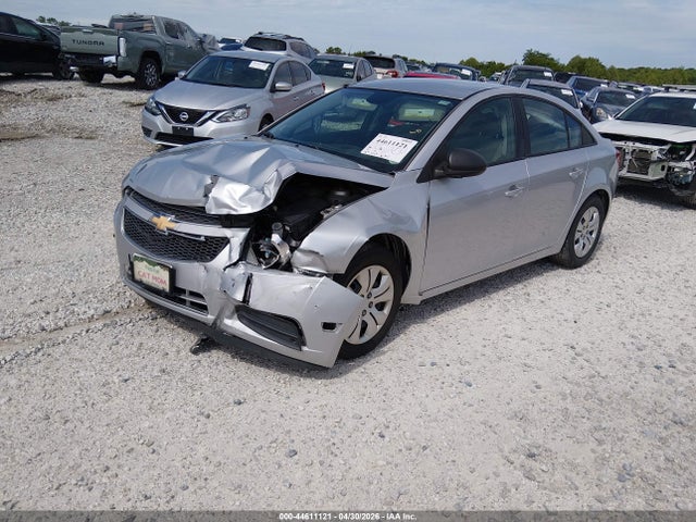 1G1PA5SH8E7197664 Chevrolet Cruze Ls Auto