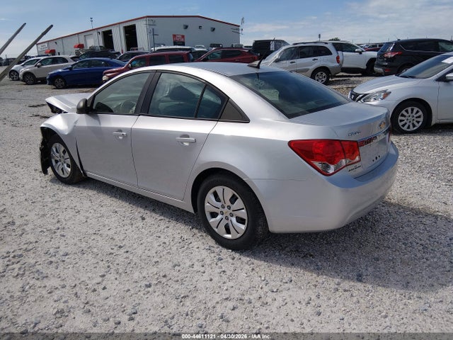 1G1PA5SH8E7197664 Chevrolet Cruze Ls Auto