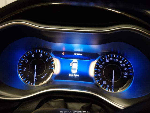 1C3CCCCB8FN509174 Chrysler 200 C