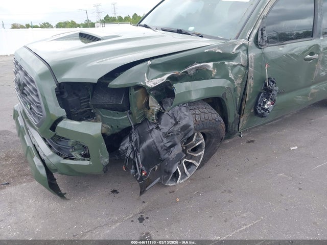 44611190 :رقم المزاد ، 3TMAZ5CN8MM157258 vin ، 2021 Toyota Tacoma Trd Sport مزاد بيع