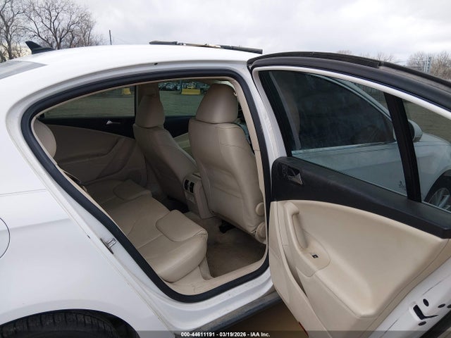 Продажа на аукционе авто 2010 Volkswagen Passat Komfort, vin: WVWJM7ANXAE076034, номер лота: 44611191
