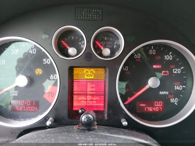 2002 AUDI TT TRUWT28N921036172 Photo 6