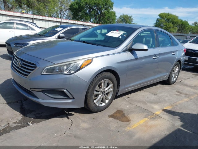 2016 Hyundai Sonata Se მანქანა იყიდება აუქციონზე, vin: 5NPE24AF7GH333982, აუქციონის ნომერი: 44611205