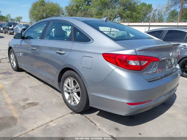 2016 Hyundai Sonata Se მანქანა იყიდება აუქციონზე, vin: 5NPE24AF7GH333982, აუქციონის ნომერი: 44611205