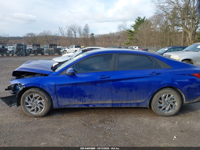 44611245 :رقم المزاد ، KMHLM4DG0RU647550 vin ، 2024 Hyundai Elantra Sel مزاد بيع