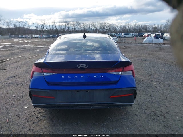44611245 :رقم المزاد ، KMHLM4DG0RU647550 vin ، 2024 Hyundai Elantra Sel مزاد بيع