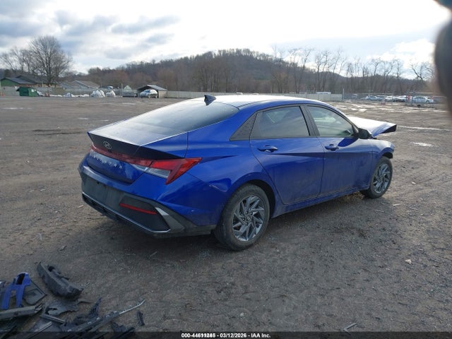 44611245 :رقم المزاد ، KMHLM4DG0RU647550 vin ، 2024 Hyundai Elantra Sel مزاد بيع