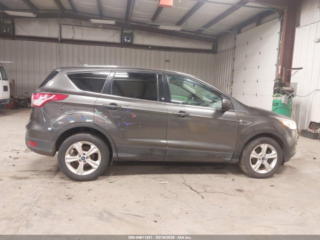 1FMCU0G71FUA27709 Ford ESCAPE SE
