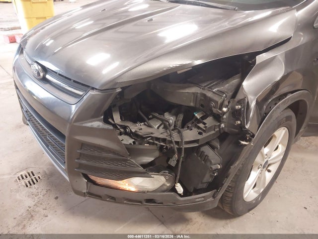 1FMCU0G71FUA27709 Ford ESCAPE SE
