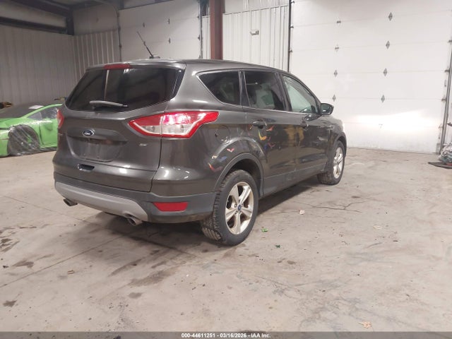 1FMCU0G71FUA27709 Ford ESCAPE SE