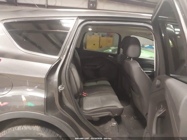 1FMCU0G71FUA27709 Ford ESCAPE SE
