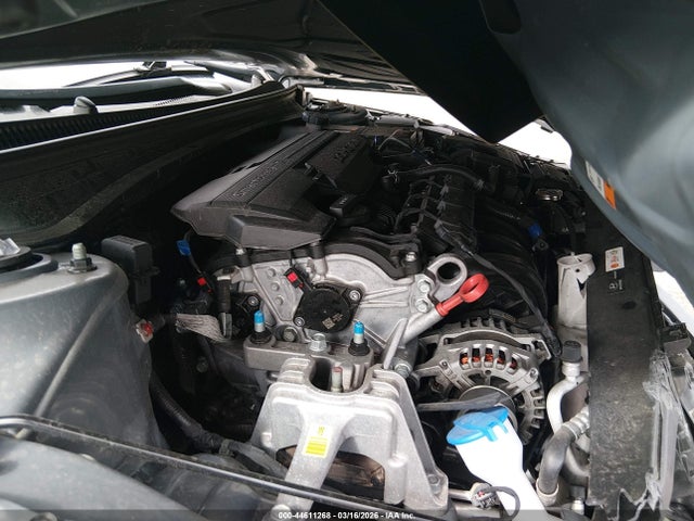KMHLL4AG2NU325123 Hyundai ELANTRA SE