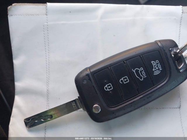 Hyundai ELANTRA GT 2019 KMHH35LE3KU098043 Image 11