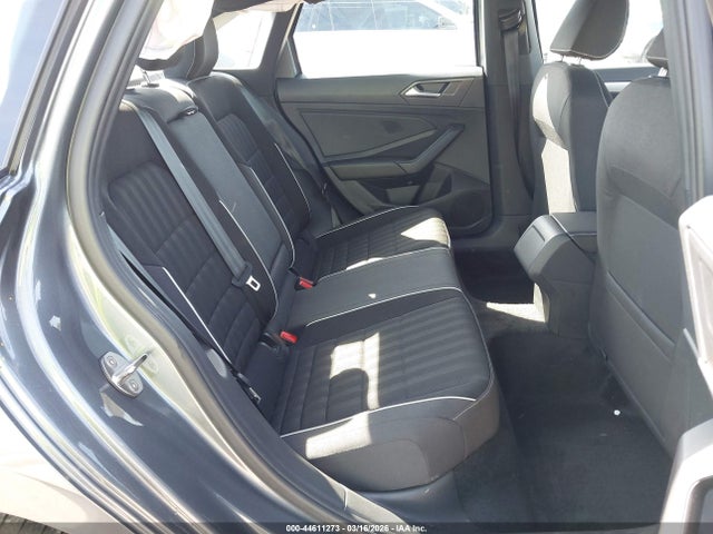 2024 Volkswagen Jetta 1.5t Sport მანქანა იყიდება აუქციონზე, vin: 3VWBM7BUXRM094157, აუქციონის ნომერი: 44611273