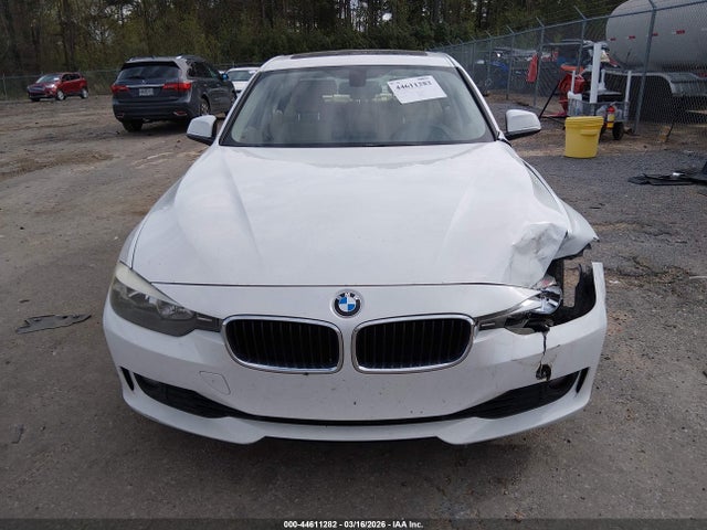 44611282 :رقم المزاد ، WBA3A5G59FNS90742 vin ، 2015 Bmw 328i مزاد بيع