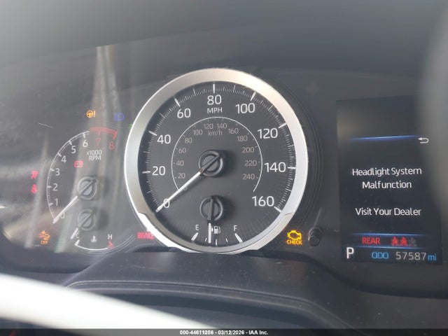 5YFEPMAE6MP197013 Toyota COROLLA LE